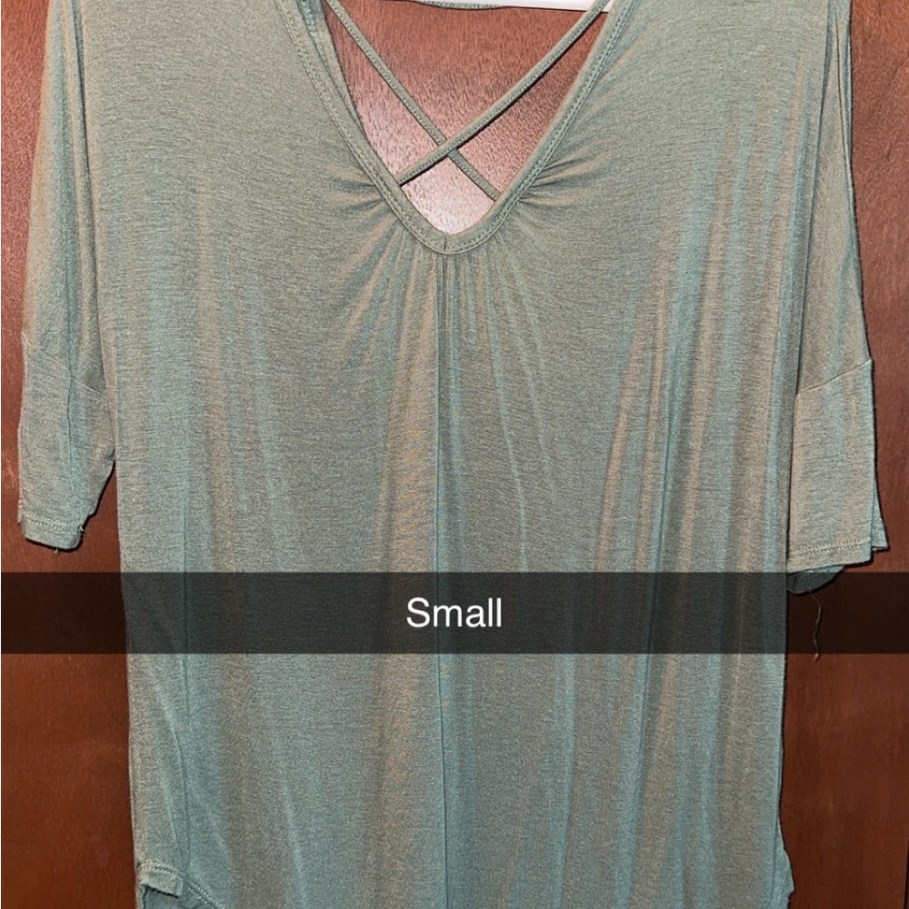 Women's Green V-Neck Top